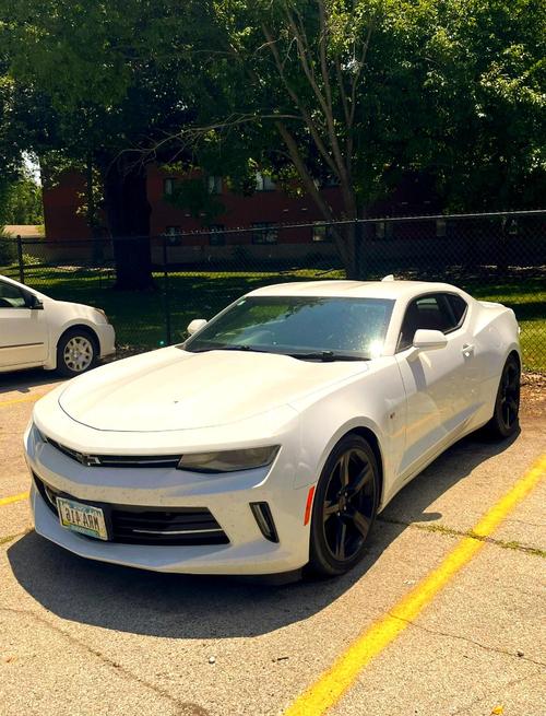 雪佛兰科迈罗跑车图片／雪佛兰科迈罗汽车图片