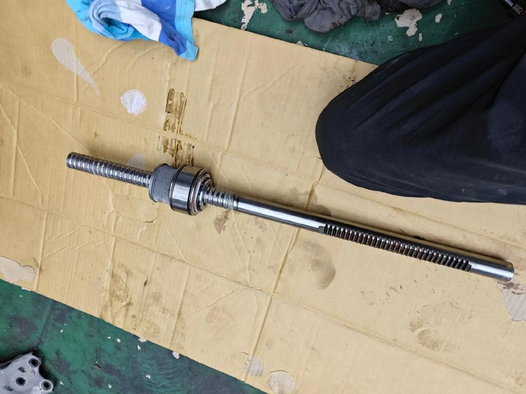 昂科雷转向机/昂科雷转向机维修案例