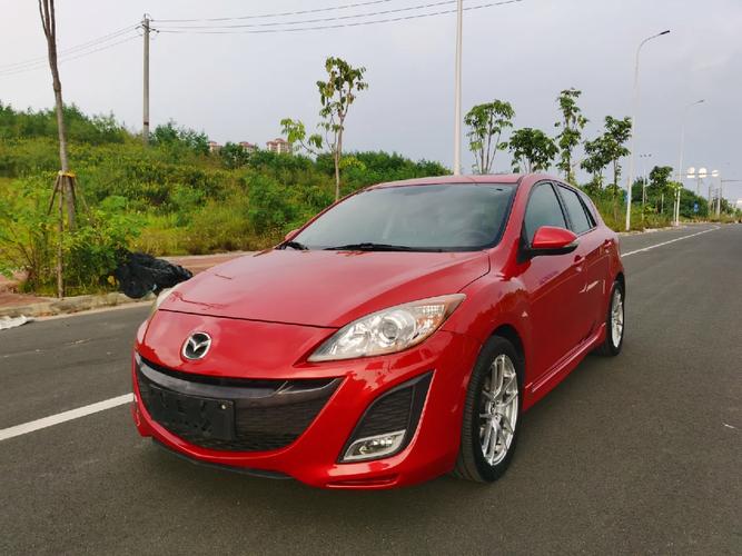 进口马3两厢多少钱(进口马3两厢10款)