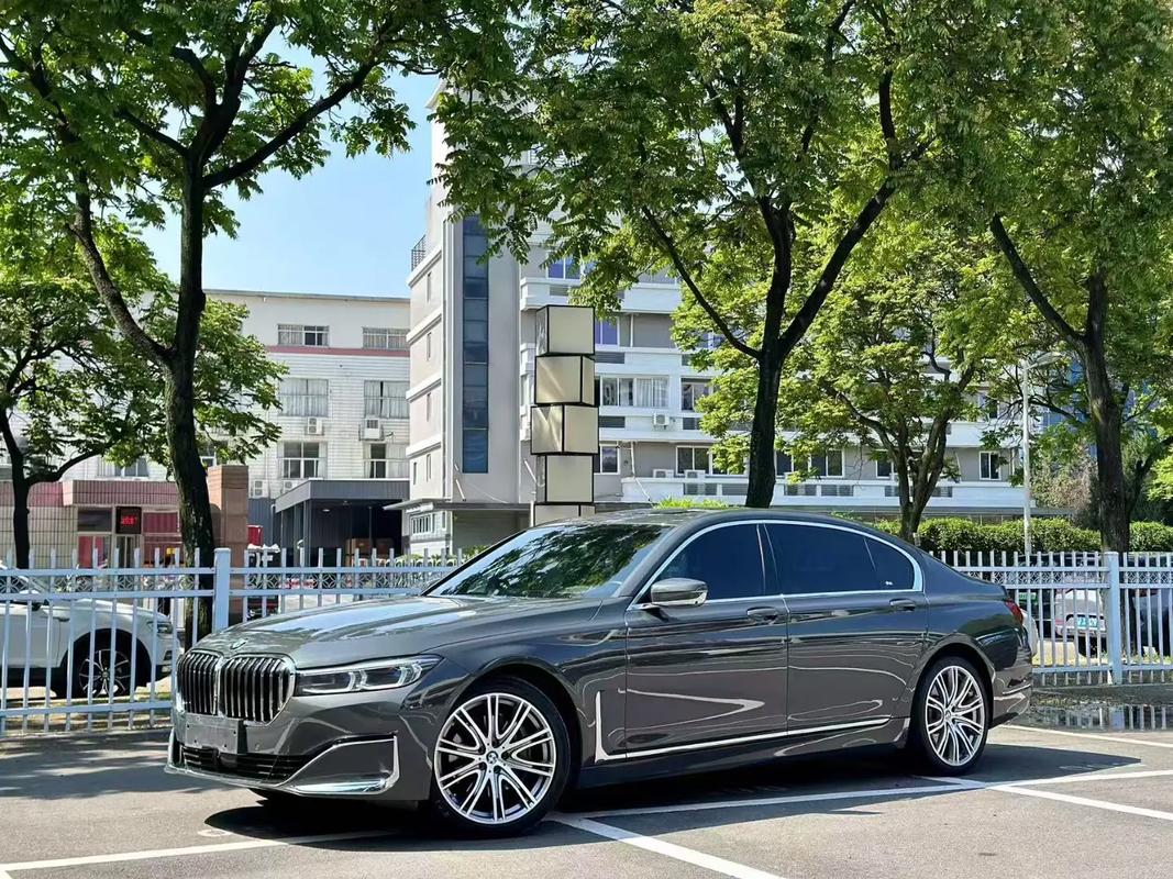 宝马740档次高吗(宝马740到底怎么样)