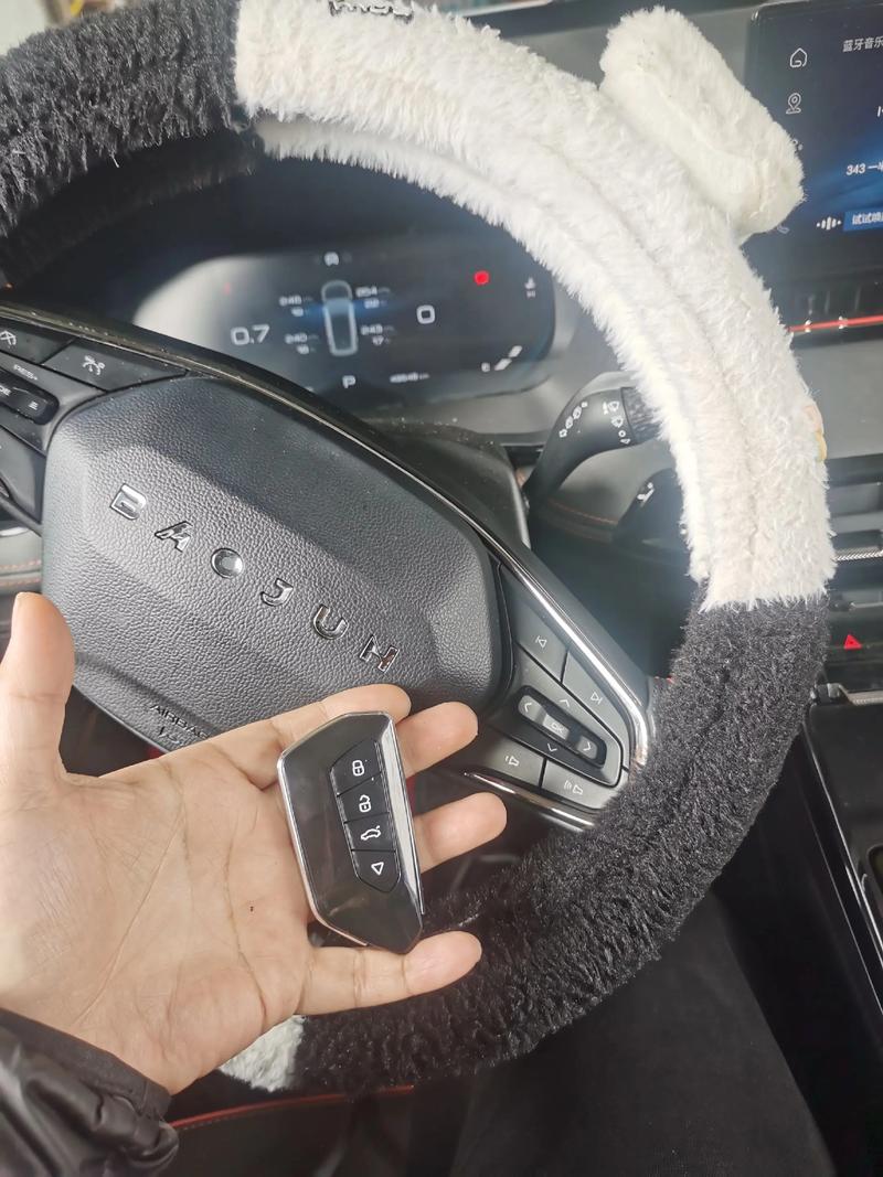 配汽车钥匙需要多少钱/配汽车钥匙多少钱 带遥控