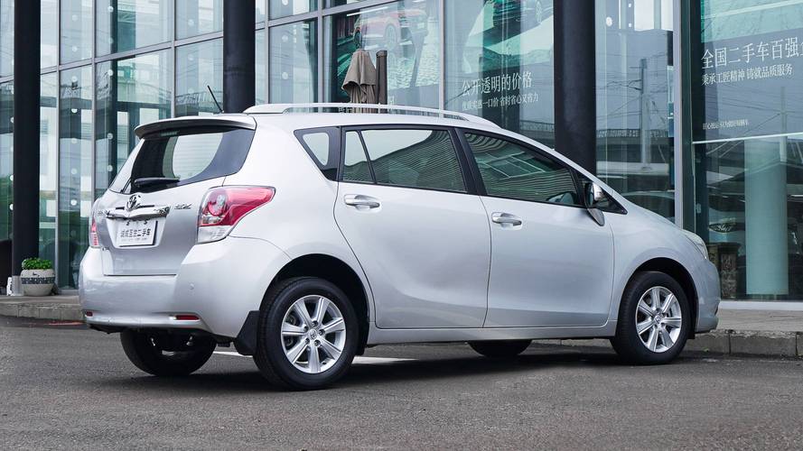 丰田逸致报价及图片2019款／丰田逸致商务车7座报价及图片