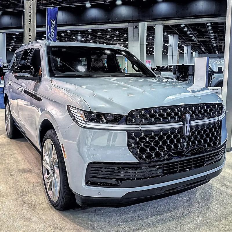 林肯领航员2025新款价格(林肯领航员2020款价格越野咋样)