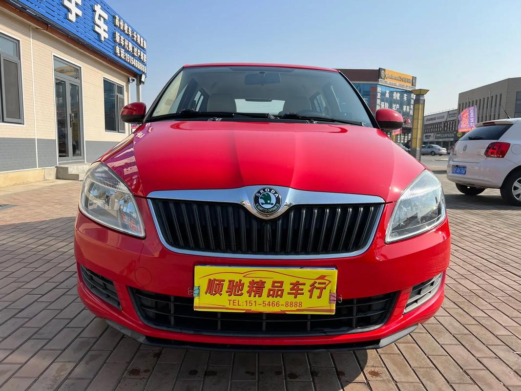 斯柯达晶锐车身尺寸是多少(斯柯达晶锐长度是3993还是4003)