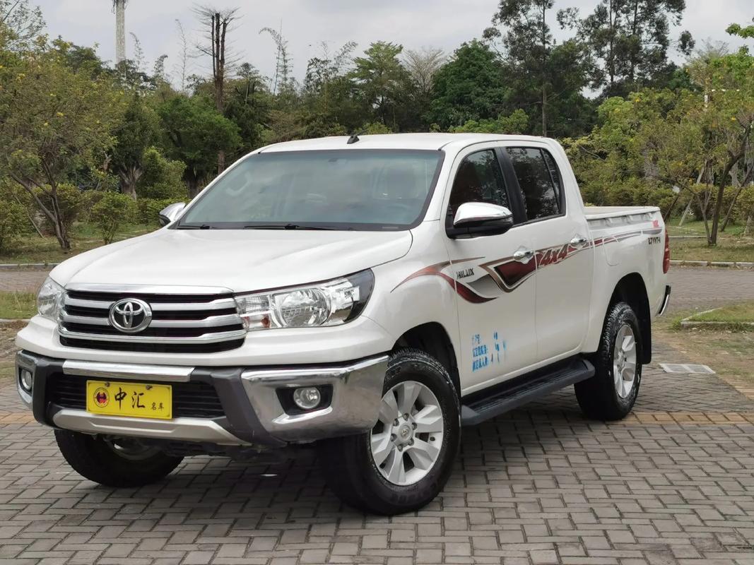 丰田海拉克斯(丰田海拉克斯皮卡报价图片)