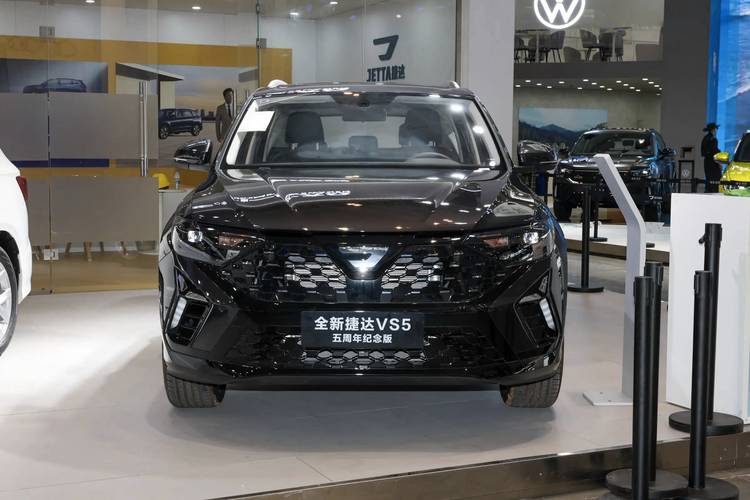 捷达vs5自动挡落地价／捷达vs5自动悦享版落地多少钱