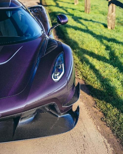 柯尼赛格英文名／柯尼塞格英文名