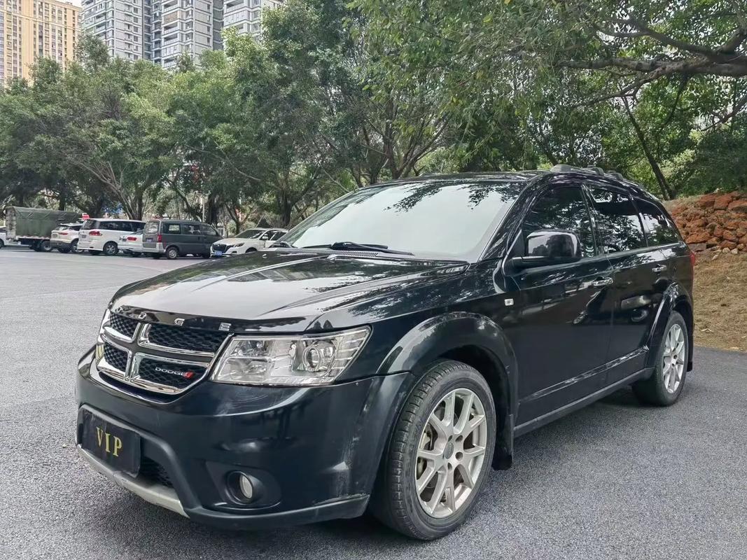 道奇酷威2010款／道奇酷威2010款能加外塌吗