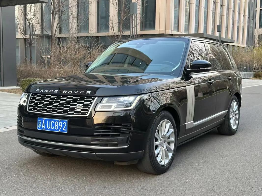 【路虎揽胜2021最新款价格,路虎揽胜价格及图片】