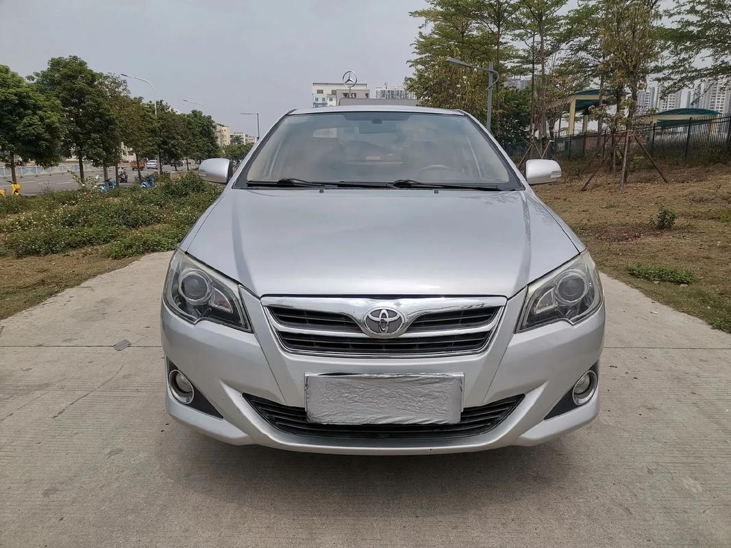 丰田小花冠15年汽车价格表/丰田小花冠新车价格表