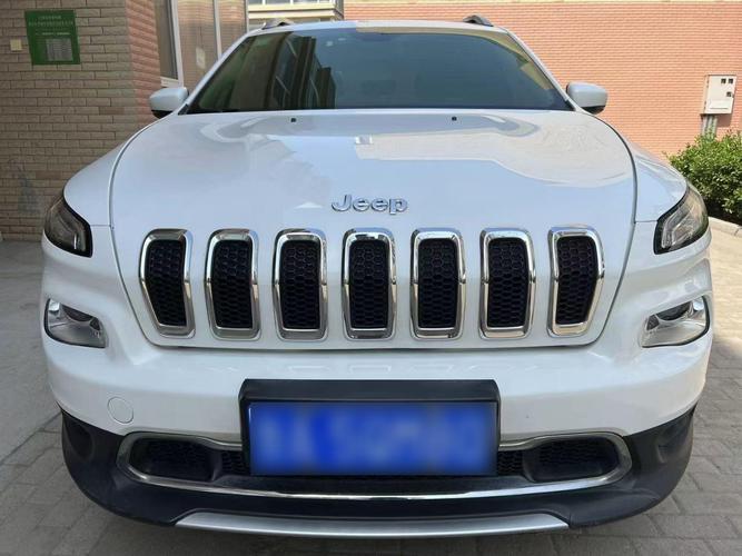 吉普自由光2017款报价(二手2017自由光能买吗)