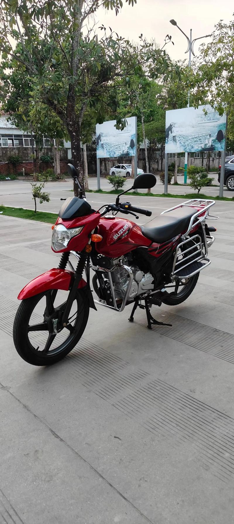 铃木gsx150新款多少钱/铃木gsx150n价格